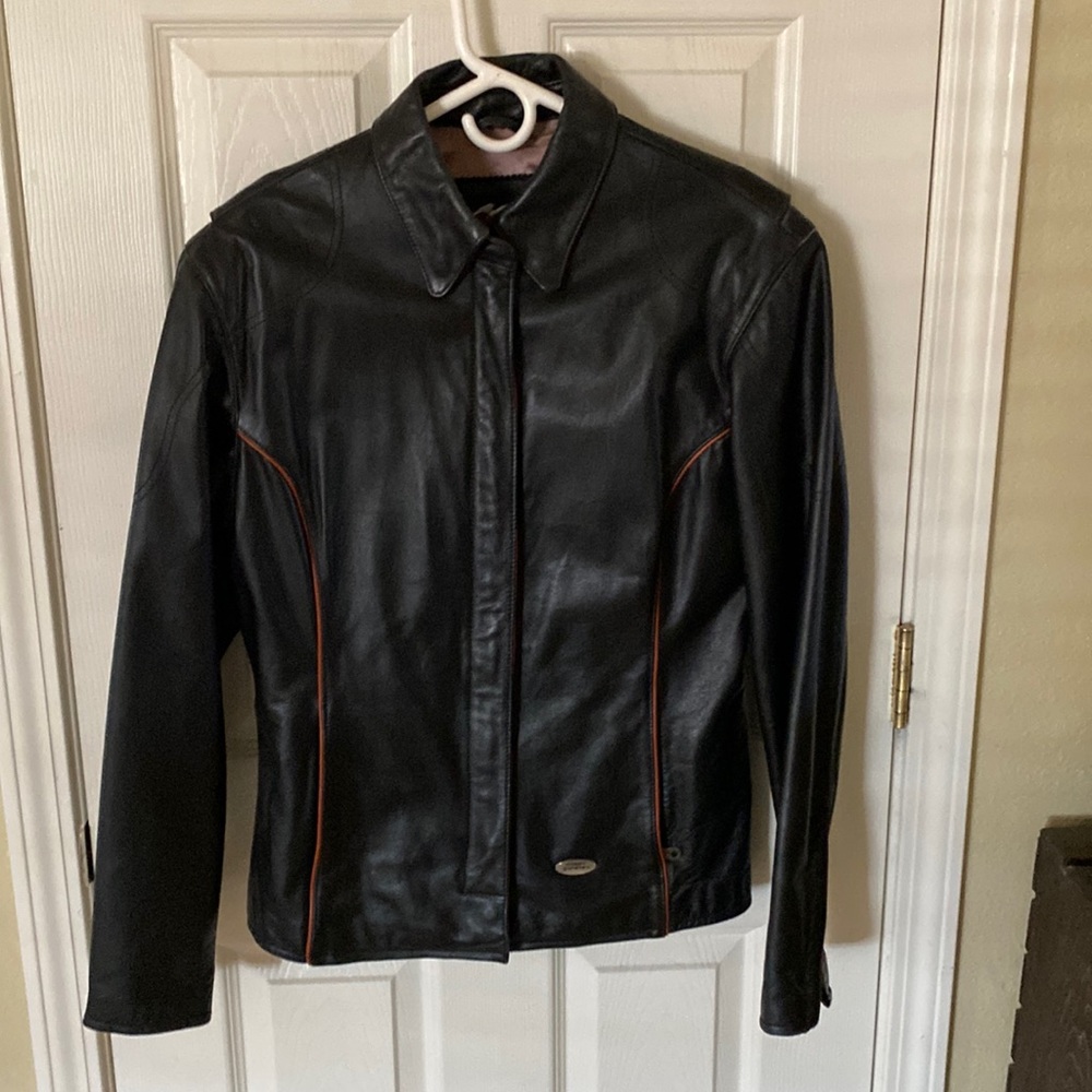 Women leather Harley Davidson jacket size Medium